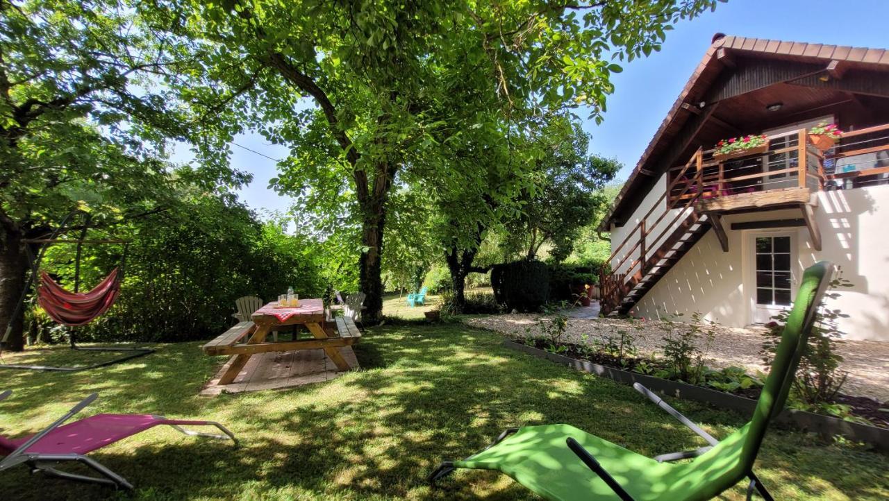 Bed and Breakfast Les Riflets Conches-en-Ouche Exterior foto